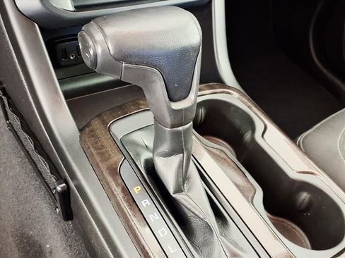 Used 2019 GMC Canyon SLE image 21