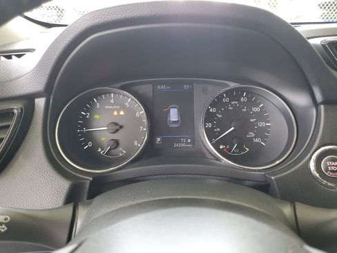 Used 2019 Nissan Rogue SV FWD image 27
