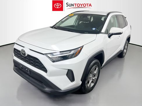 Used 2024 Toyota RAV4 XLE image 9