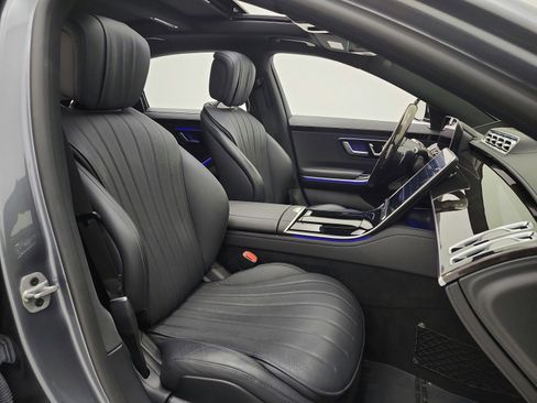 Used 2023 Mercedes-Benz S 500 4MATIC image 18