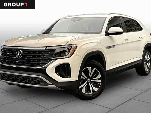 Used 2024 Volkswagen Atlas Cross Sport SE image 1