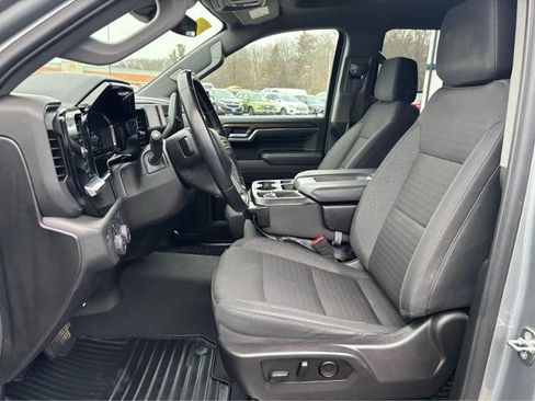 Used 2024 Chevrolet Silverado 1500 LT AWD/4WD image 24