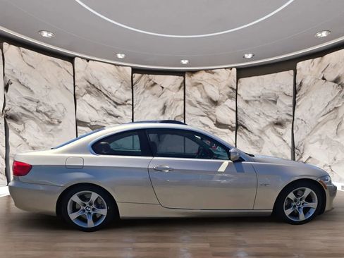 Used 2012 BMW 335i Coupe image 4