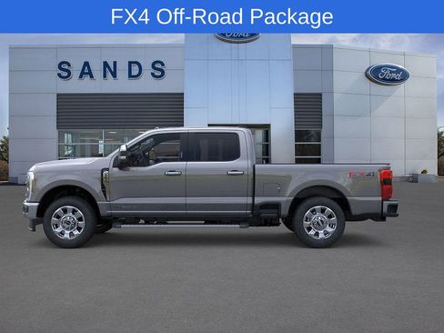 New 2026 Ford F250 Lariat w/ Chrome Package image 3