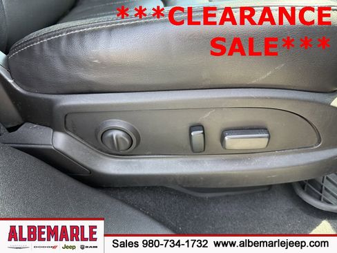 Used 2017 Buick Enclave Premium w/ Experience Buick Package image 34