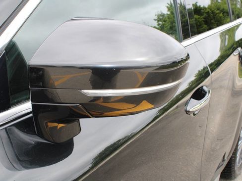 Used 2022 INFINITI QX60 Sensory image 22