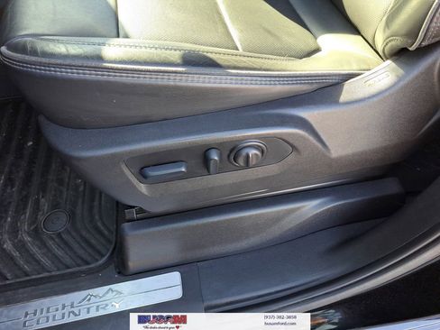 Used 2022 Chevrolet Silverado 3500 High Country image 12