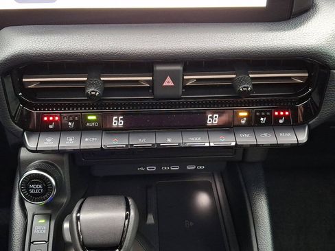 Certified 2025 Toyota Land Cruiser w/ Premium Package image 16