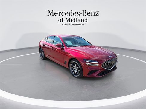 Used 2023 Genesis G70 2.0T image 2