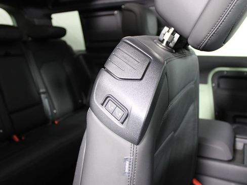 Used 2023 Land Rover Defender 110 75th Limited Edition image 14