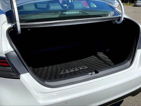 New 2025 Honda Accord EX-L image 23