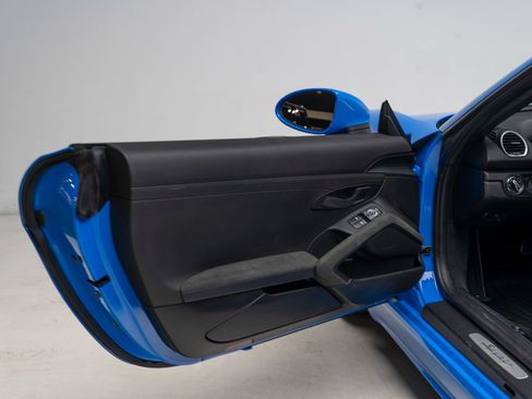 Used 2023 Porsche 718 Boxster Spyder w/ Light Design Package RWD image 17