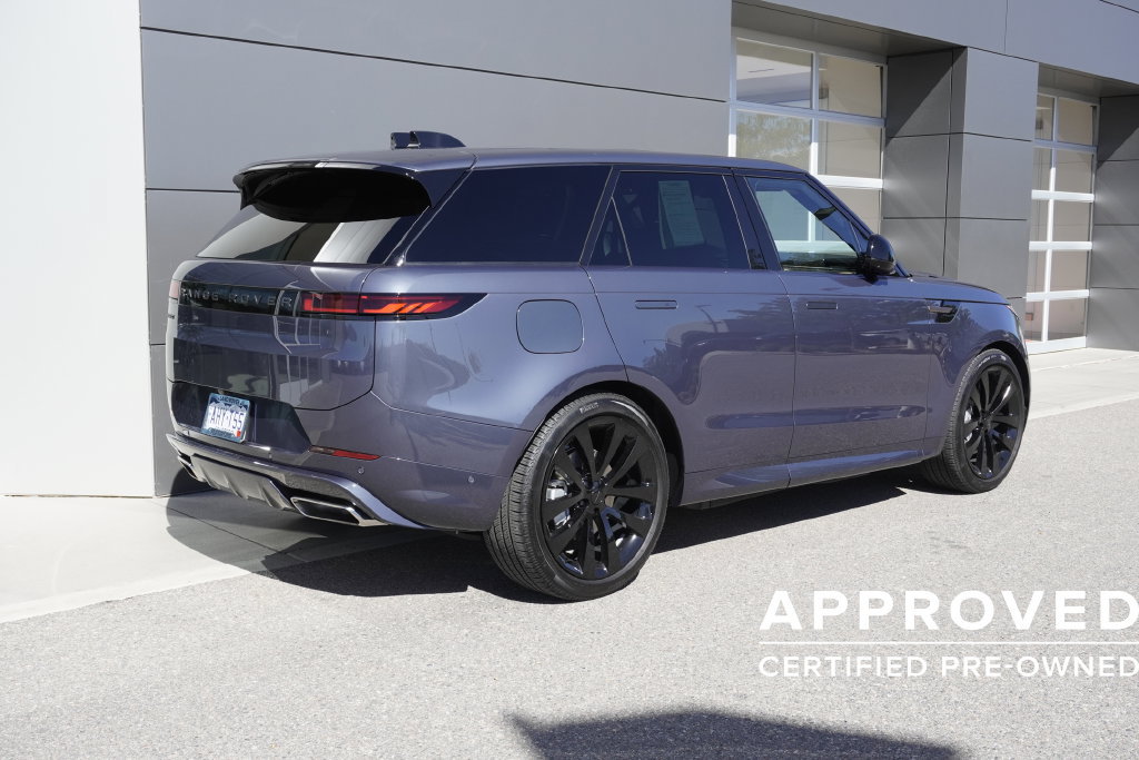 Used 2026 Land Rover Range Rover Sport Dynamic SE AWD/4WD image 4