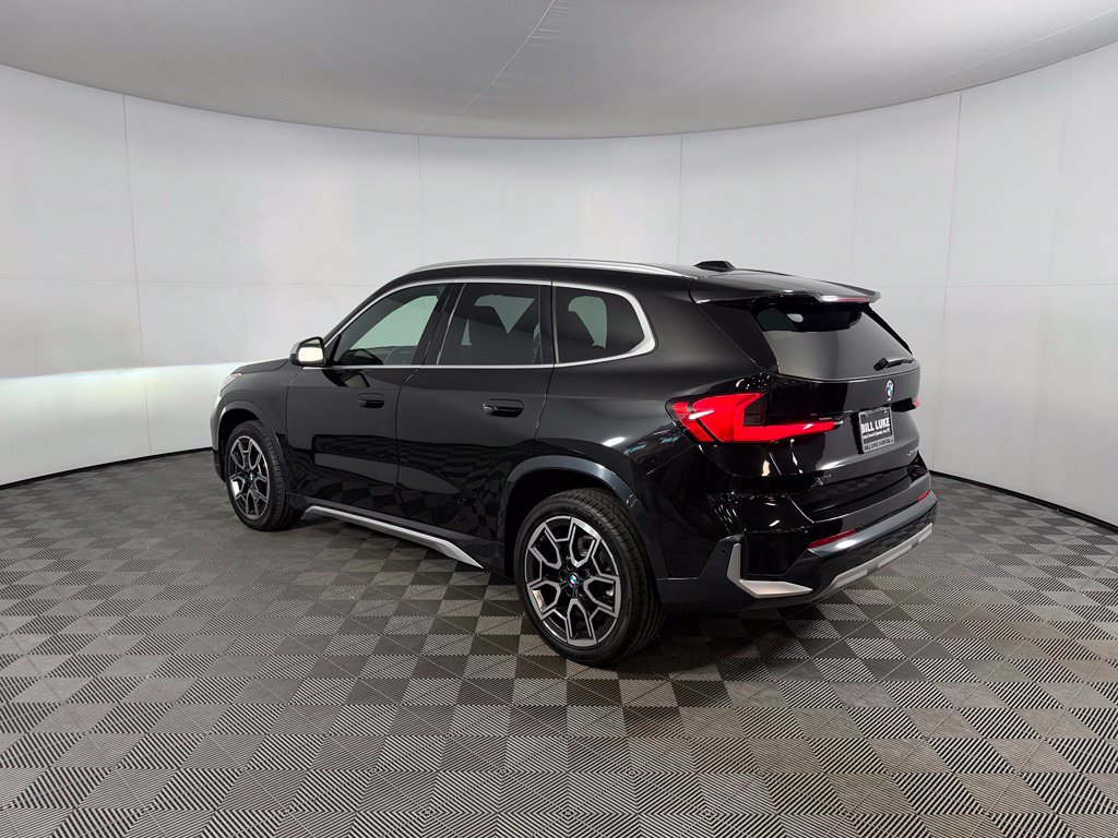 Used 2024 BMW X1 xDrive28i w/ Convenience Package AWD/4WD image 9