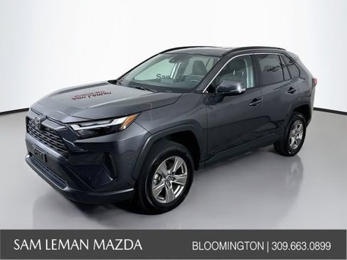 Used 2024 Toyota RAV4 XLE AWD/4WD image 3