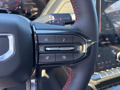 Used 2026 GMC Yukon AT4 Ultimate image 37