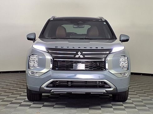 New 2025 Mitsubishi Outlander SEL image 2
