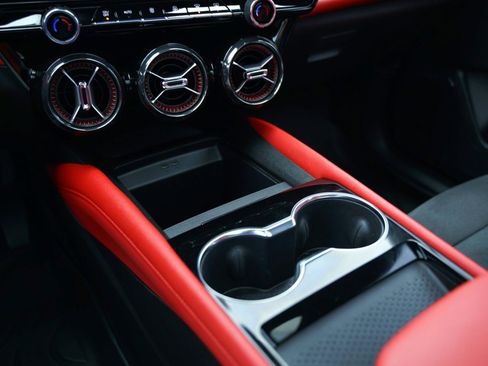 Used 2024 Chevrolet Blazer EV RS image 17