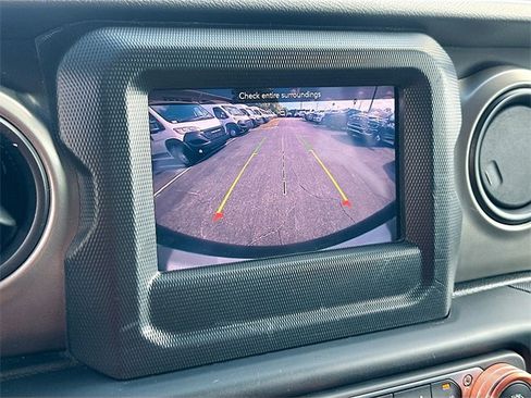 Certified 2021 Jeep Wrangler Unlimited Sport image 13