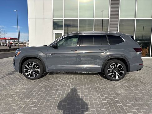 New 2026 Volkswagen Atlas SEL Premium R-Line AWD/4WD image 2