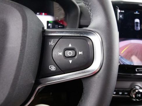 Certified 2023 Volvo C40 Recharge Core w/ Protection Package Premier AWD/4WD image 17