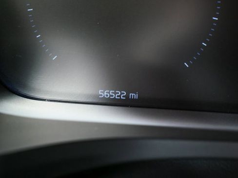 Used 2019 Volvo S60 T6 R-Design image 12