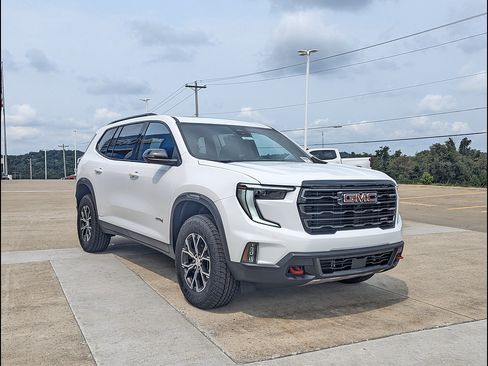 New 2026 GMC Acadia AT4 w/ Super Cruise Package AWD/4WD image 5