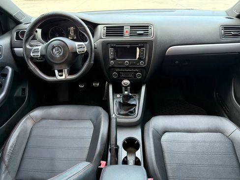 Used 2012 Volkswagen Jetta GLI Autobahn FWD image 12