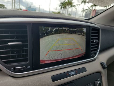 Used 2022 Kia Sportage LX FWD image 32