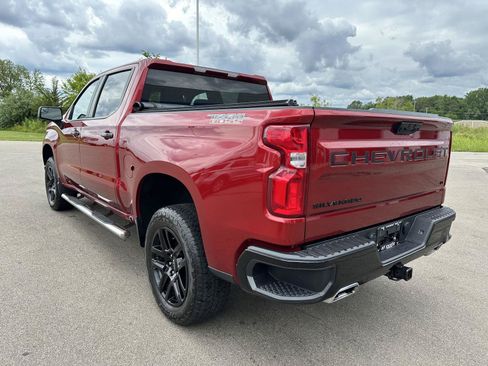 Used 2024 Chevrolet Silverado 1500 LT Trail Boss w/ Protection Package AWD/4WD image 3