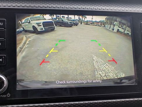 Used 2022 Nissan Kicks SV image 21