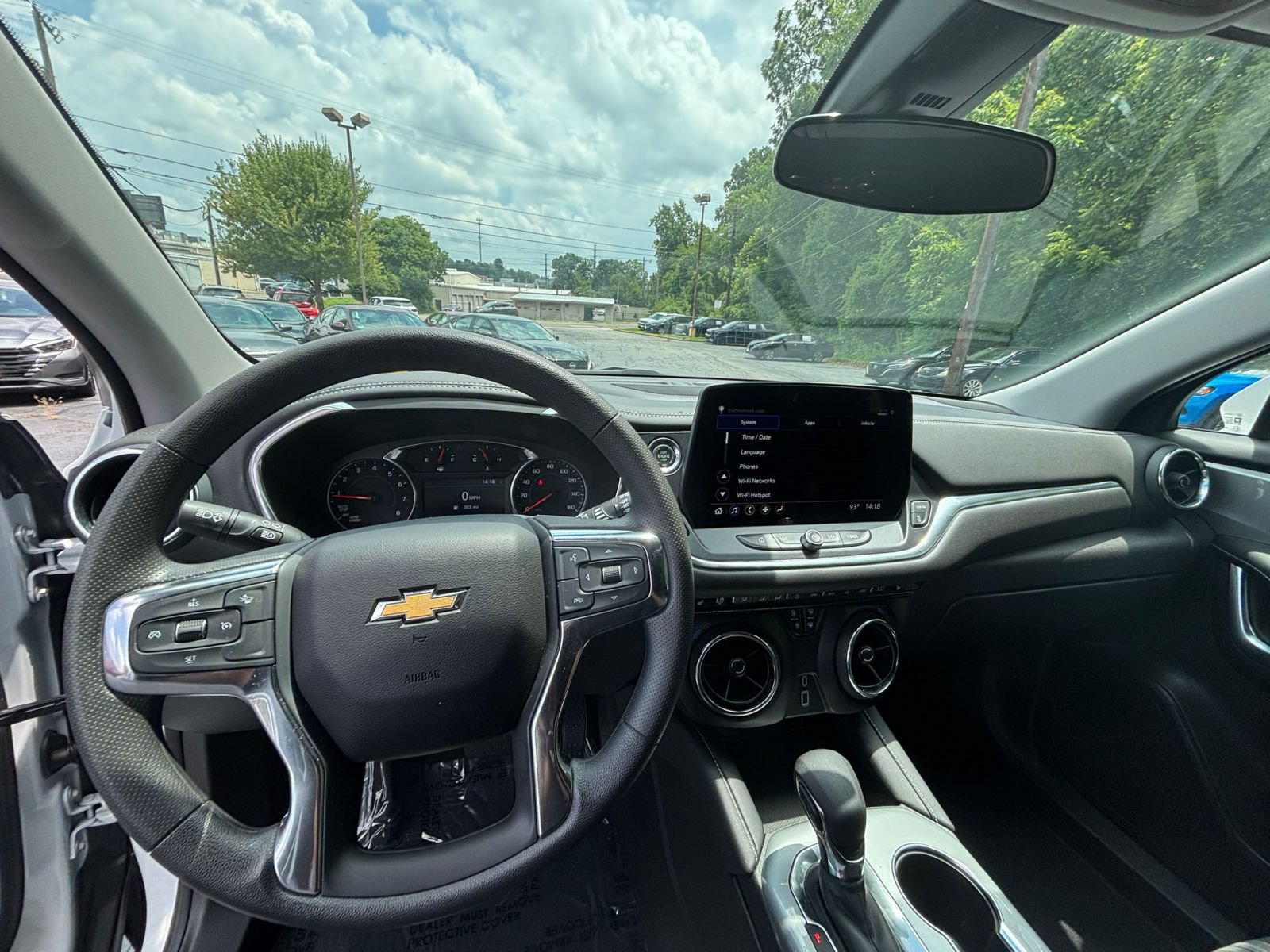 Used 2025 Chevrolet Blazer LT FWD image 31