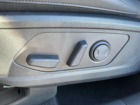 Certified 2025 Kia Sorento S w/ Panoramic Sunroof Package AWD/4WD image 23