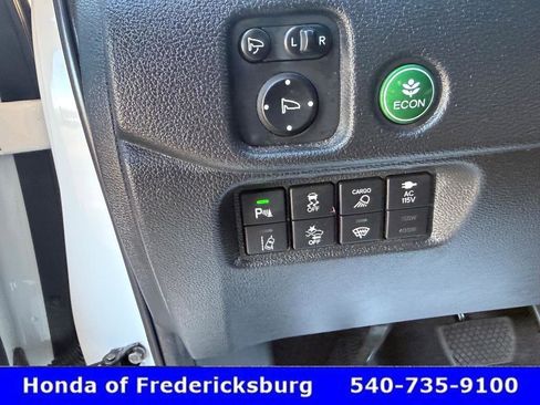 Used 2025 Honda Ridgeline Black Edition image 32