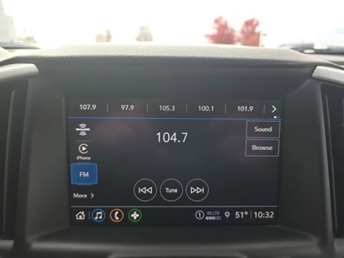 Used 2024 GMC Terrain SLT image 18