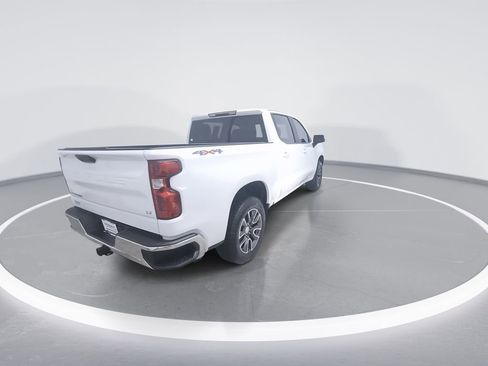 Used 2023 Chevrolet Silverado 1500 LT AWD/4WD image 8