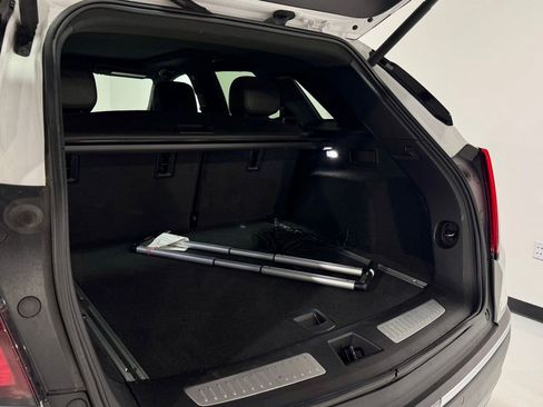 Used 2024 Cadillac XT5 Premium Luxury image 10