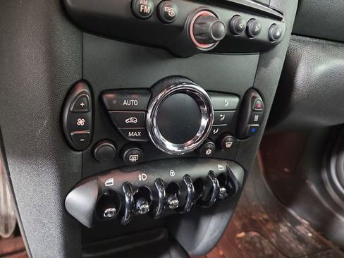 Used 2012 MINI Cooper Coupe S image 17