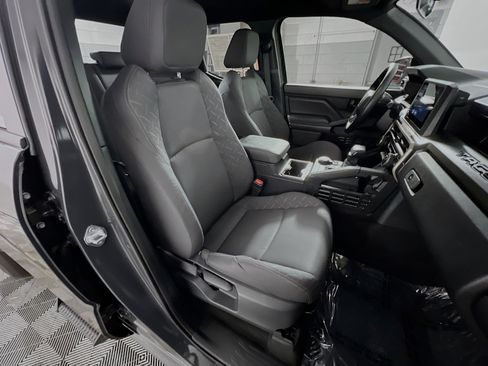 Used 2026 Toyota Tacoma SR5 image 31