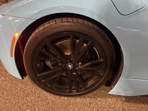 Used 2016 BMW i8 Base image 10