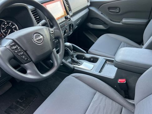 Certified 2023 Nissan Frontier S image 12