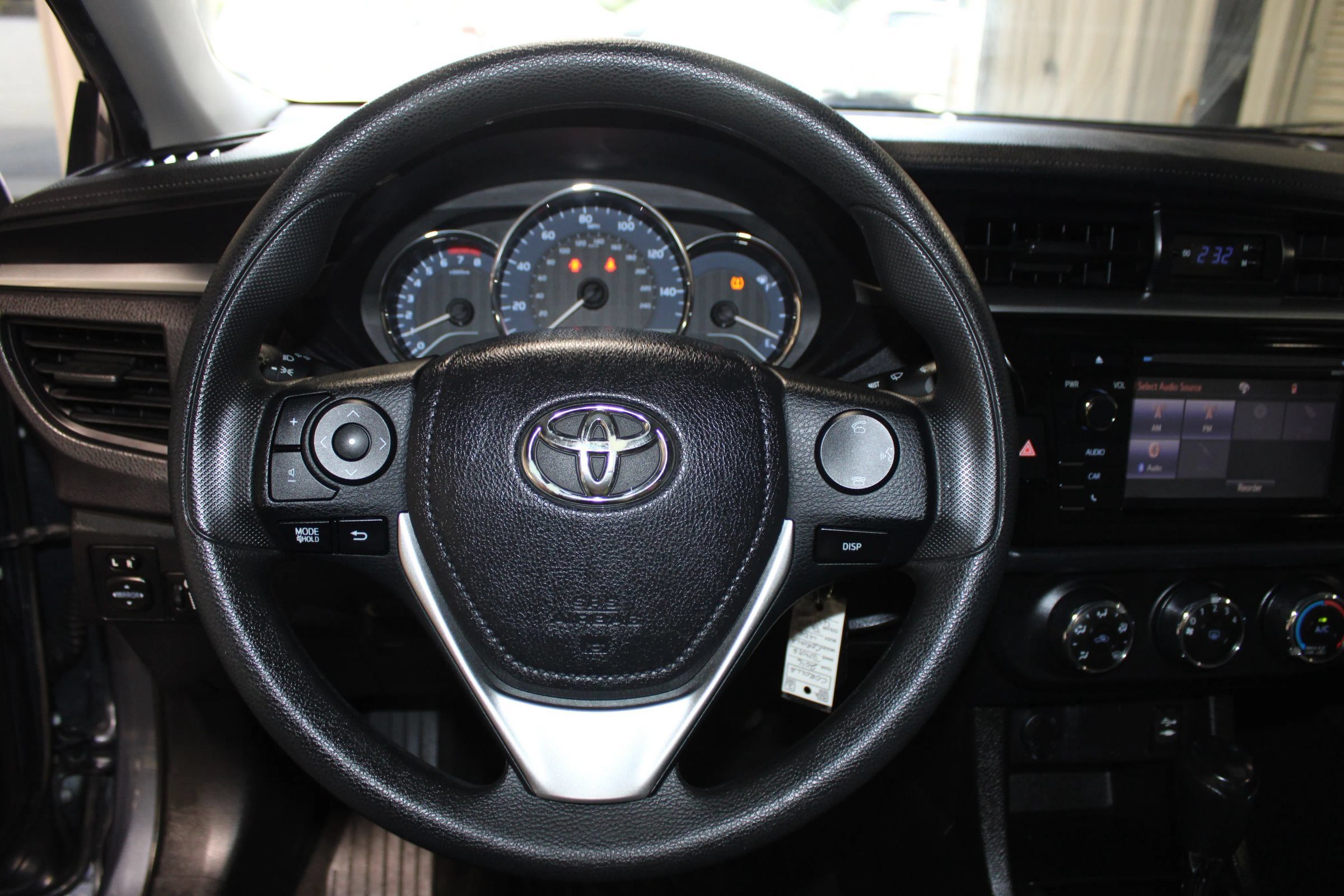 Used 2016 Toyota Corolla L FWD image 10