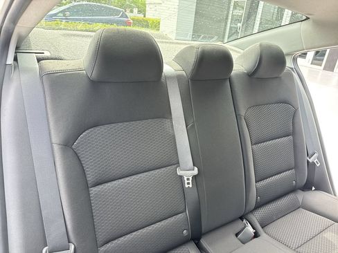 Used 2020 Hyundai Elantra Value Edition w/ Winter Weather Package FWD image 46