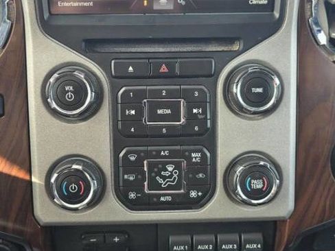 Used 2015 Ford F350 Lariat w/ Lariat Ultimate Package image 19