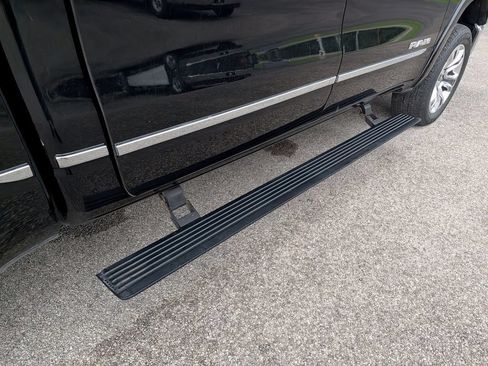 Used 2023 RAM 1500 Limited AWD/4WD image 30