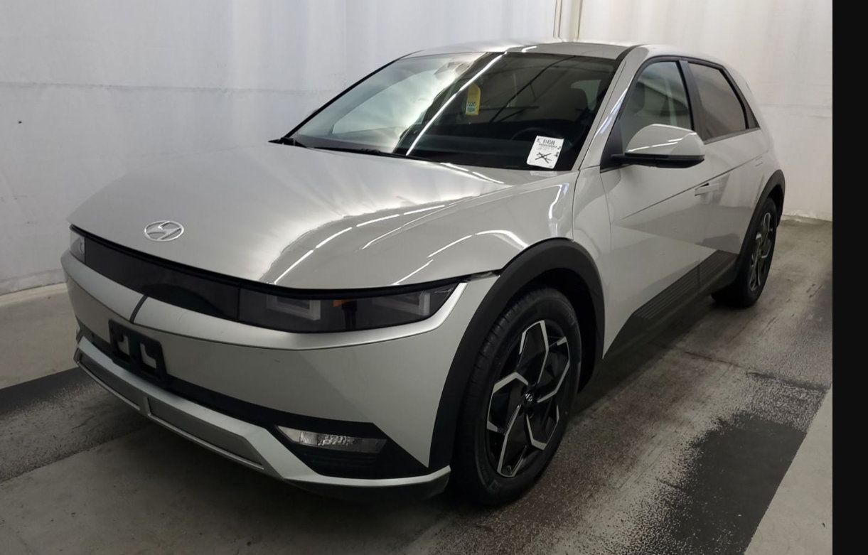 Used 2024 Hyundai Ioniq 5 SEL RWD image 1