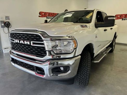 Used 2024 RAM 2500 Big Horn AWD/4WD image 7