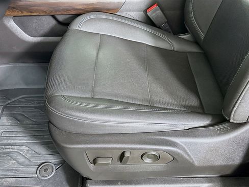 Used 2022 GMC Sierra 1500 SLT w/ SLT Premium Plus Package image 20