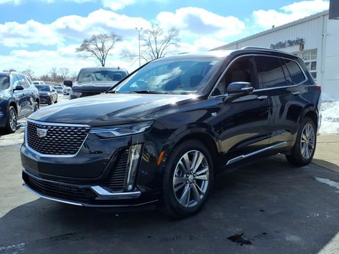 New 2025 Cadillac XT6 Premium Luxury image 3
