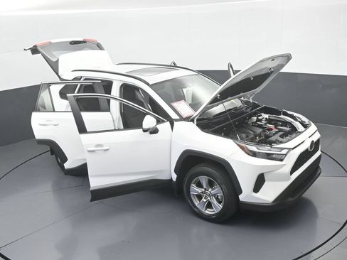 Used 2025 Toyota RAV4 XLE w/ Convenience Package FWD image 72